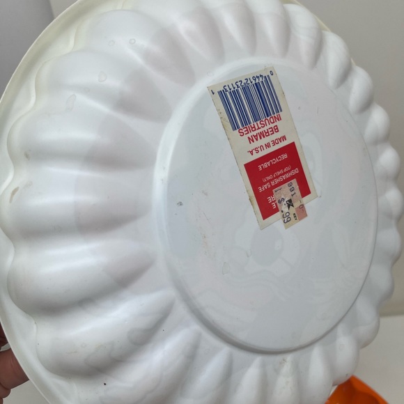 3 Vintage Berman Molded Plastic Halloween candy  Plates Cat JOL Ghost Haunt - Picture 6 of 9